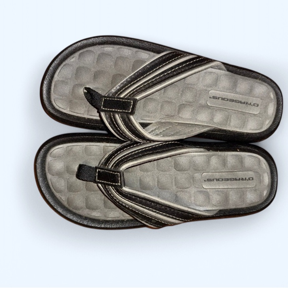 O’Rageous Gray and Black Cushioned Flip Flops  - 4